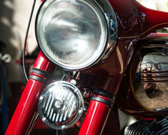 Od rámu po výfuk – kompletní renovace Jawa 350