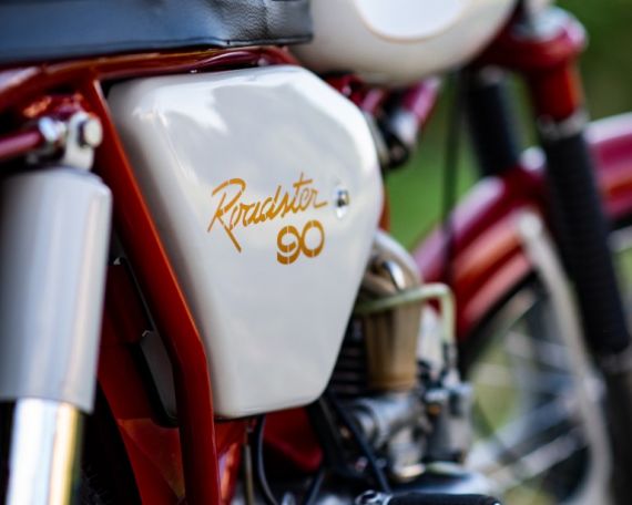 Zachraňujeme legendy – Roadster 90 v novém kabátě