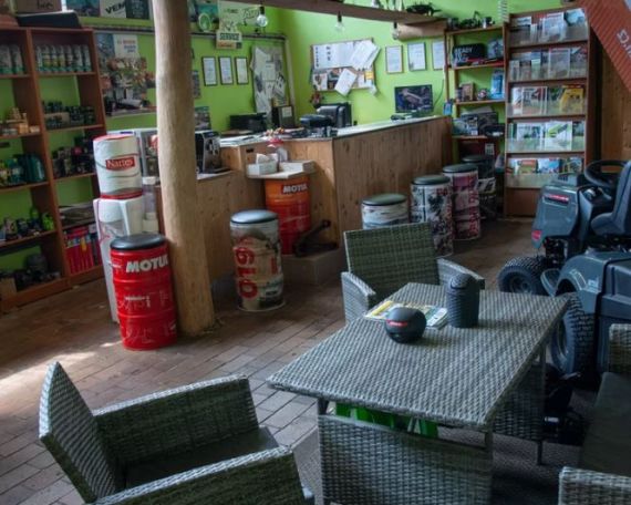 Zahradní i zemědělská technika a potřeby od A do Z