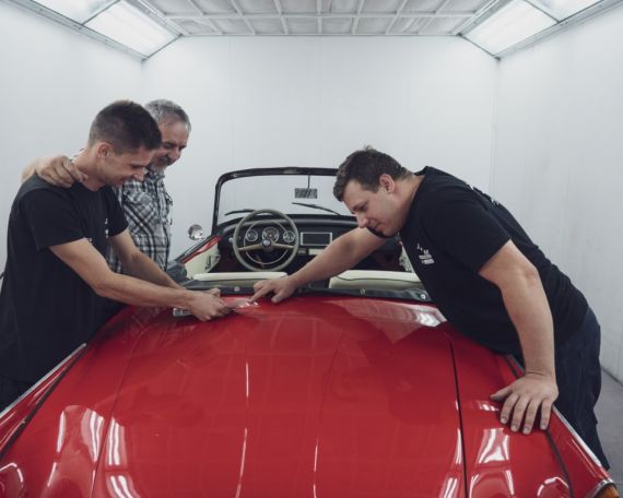 Autolakovna s mechanickým zázemím na jednom místě