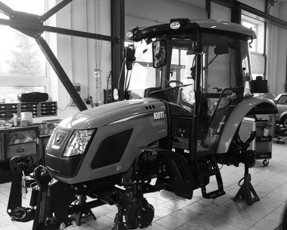 Opravy a údržba od auta po traktor – zvládneme vše